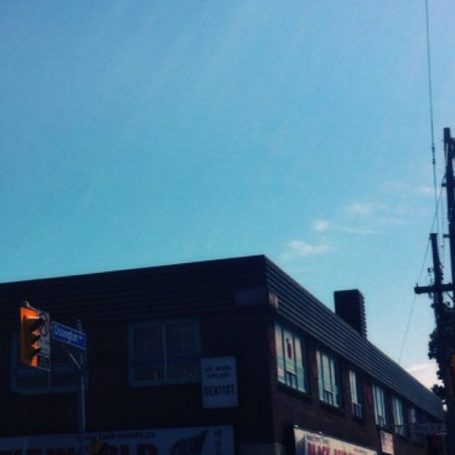 bloorossington's profile picture. Bloorcourt. N 43° 39' 43.3269 / W 79° 25' 32.991