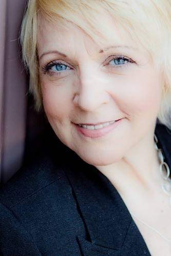 ✰Mom, Animal Lover, Business Woman, Entrepreneur, Personal Development Coach, ever Evolving...