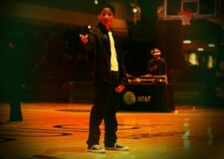 IM mindless and always will be....m ow and text me @(409)-571-1283