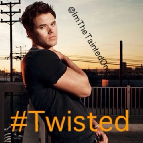 ImTheTaintedOne's profile picture. When destiny catches up with you, do you fight against it? Fuck no. You run [21+ MC RP] #TwistedRogues