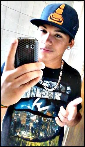 Levar a vida no sorriso assim que é (8)'