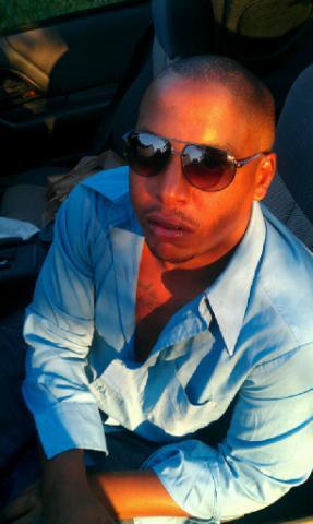 Real Estate Investor, Specialize in wholesaling    Real Estate & I always have some GREAT DEALS!
