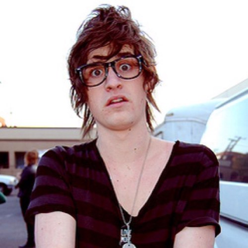 j0hng0mez_'s profile picture. Hey I'm John and play guitar in a band called The Summer Set.