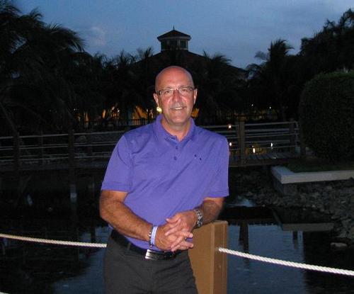 Owner/Designer @ Rockface Design which produces unique fine pre-cast elements; cremation urns, memorial boulders and pet memorials.
