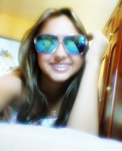 *. ∿     ! qer FαLα , FαLα mesmo , αliαs quem #_Encomodα  sempre cαusα  #_Invejα ! *-* 
http://t.co/lRkIpPTV