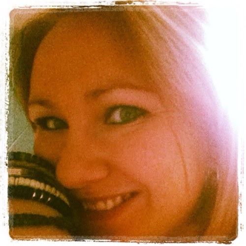 LauraHobbs85's profile picture. 