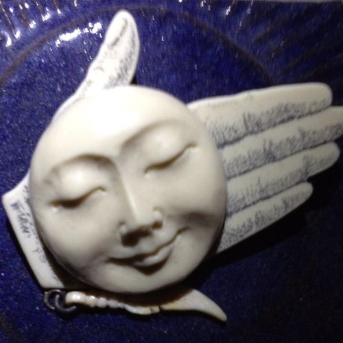 Raweln's profile picture. driven by gunpowder, coffee,zerofyqs and inappropriate thoughts!