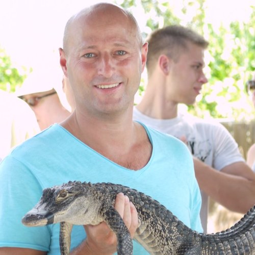 bobbylaneclosed's profile picture. this account is now closed please follow @bobbylaneuk