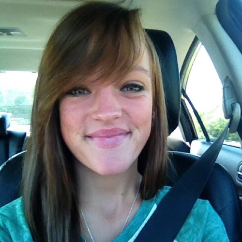 EmilySheets's profile picture. I walk around this town like I own the streets, I stay awake through summer like I own the heat. Luv Al