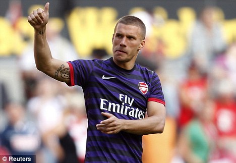 Tweeting Footie jokes, news and other stuff to do with football (nothing to do with the BEAST podolski!)