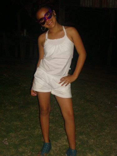amoooo a JB 3 belieber de corazon anheloo!! muchooo uq e jb me siguieraaa loo amoo y quisieraaa conocerlo!! loo amoo 3 3 3 3 !!!!!!