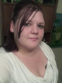 Im 25, I'm engaged to a sik drive savage!!! FREE: lee, d, murk, e, killa k and lite houz
