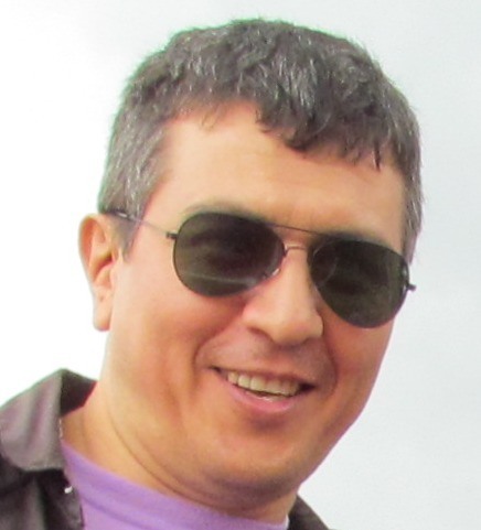 Padre, esposo, desarrollista, auditor, asesor, jugador, crítico, Liguista...