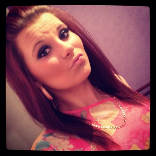 Louise Christine Durrant♥
15.08.1994♥
follow me & ill follow back :) ♥