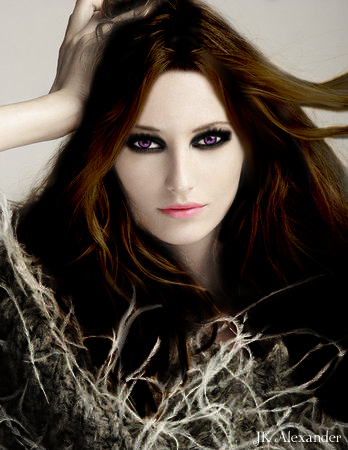 Beauty is the bait which with delight allures man to lose his mind. I am the Volturi #FemmeFatale that lures in the meal.  (18+ #RogueRolePlay Account)