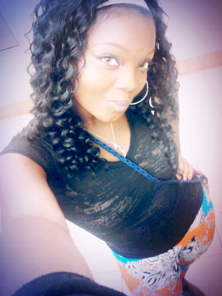 #TEAMFOLLOWBACK:)) AHS SENIOR 3 & Follow My Sissy @OneAndOnlyKia ..