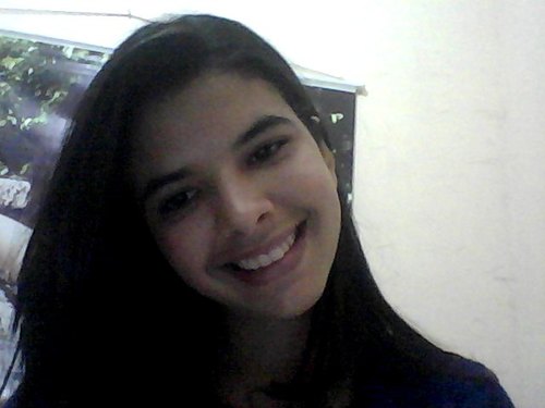 ''Brilhando em vida, sorrindo à toa. Só vibrando amor e paz''