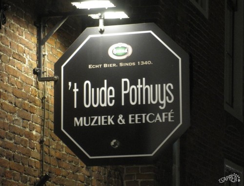 Muziek & Eetcafe 't Oude Pothuys. Elke avond open voor eten, drinken en live muziek. Oudegracht 279 Utrecht