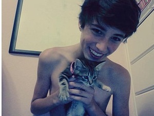 JasonWright96's profile picture. Jason, 16 new to twitter, music is what i love, now judge me!