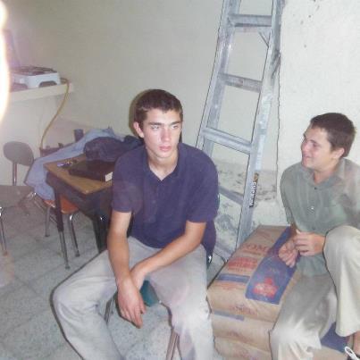 tallawkwrdprobs's profile picture. #teamlanky #teamtootall