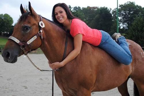 Laur290's profile picture. yall know i keep it funky motherfuckerr