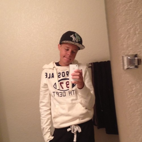 MykaelEvans's profile picture. 