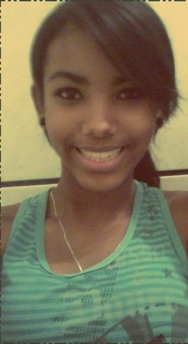 - Esqueeça .. O passado não vai vooltar só poorq vooc SENTE FAALTA  (..)     *-*