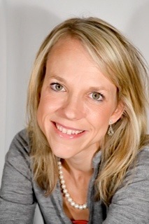 Author of Love Rules. Follower of Christ. Wife to a fun husband. Mother of four. Writer. Pray-er. Speaker. https://t.co/1SeyHVFk5D