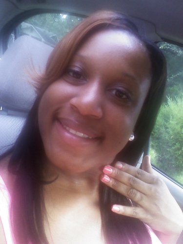 I_Lov3Piink's profile picture. ..*Classy..*Fabulous..*Glamorous!! Nice person..Bad side:)hehe!!So *Tweet*with me!