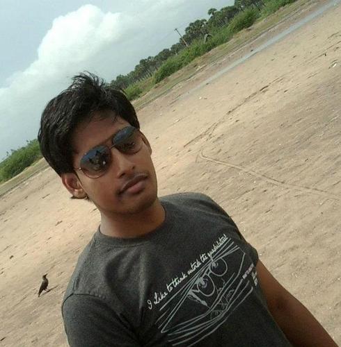i am single bcoz i haven't found someone who deserves ME........