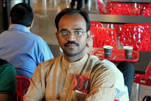 A splendid technician, holding 25+ years of magnificent work experience at Zee Entertainment LTD, Doordarshan, Sony TV, and owns news portal.