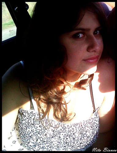 I am a sociable, cute, friendly young ... I like guys with curly hair and blue eyes ..:*The life is too short,to have time for sadness too. :)