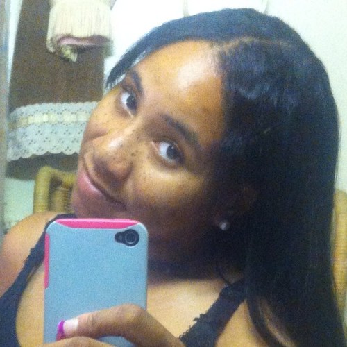 ColorMe_Prettyy's profile picture. Doing what I please! And thinking positive.. Pinkberry^ want my pin ask..