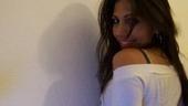i love to chill -nn- talk!! =)