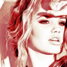 I may be just an ordinary girl.. but, look into my heart and you'll finally find exactly what you're looking for ♥