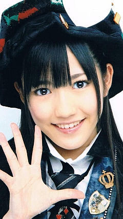 高2男です！AKB48と乃木坂46好きです！推しメンはまゆゆ、あきちゃ、さゆりん、かずみん、さゆにゃんです！よかったら絡んで下さい！