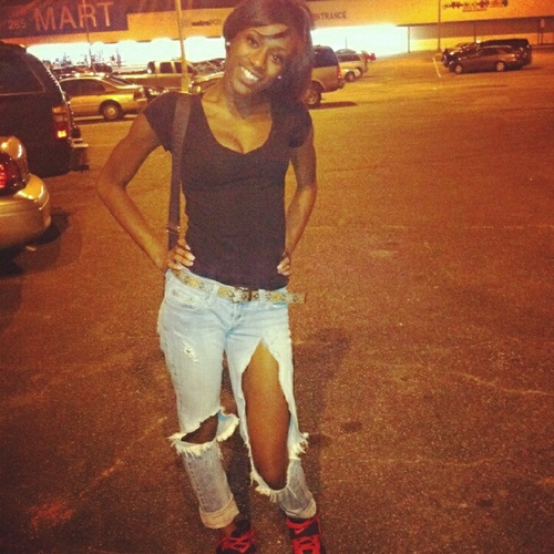 #TeamFreeHorace #RIPLILJOE @Da300Club #TeamIDGAF #TeamPrettyChocolate #TeamMaryjane #TeamFuckYoFeelings !!!!! !!!! Ima ALWAYS Keep it 300 .