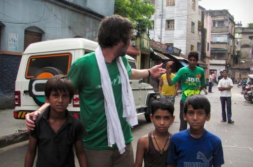 lacoguil's profile picture. Bouffe, vin, politique et un manque d'originalité dans ma description.