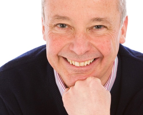 Practical business and career coach bringing clarity, energy and direction. Loves live music and theatre. Motto is - why wait ?