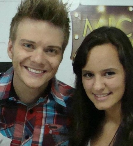 criado no dia 12/04/12 dona: @bruunaa_ss seguido por ele no dia 13/06/12 @micheltelo eu te amo mais que tudo ♥