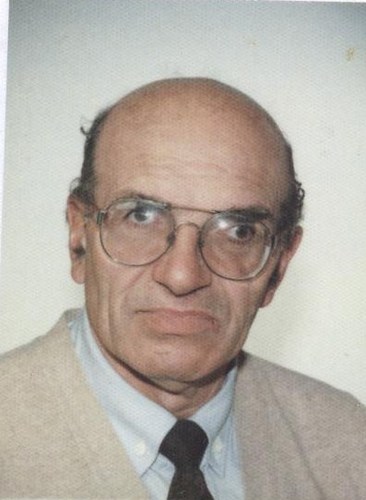 Da 40 anni nel campo della produzione e commercio di filati per maglieria, tessitura,calzetteria, passamaneria.