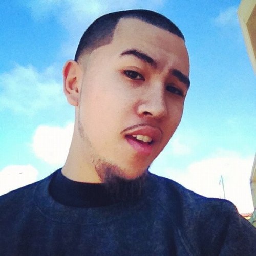 chris_fLyzHigh's profile picture. -(C)EO Mentality -(A)ll in Ambition -(L)egitamite Dreams #JonesAgency Sales Rep for: @ChaseKeepMeFly @D9Reserve @CkdOut @BeDefyant