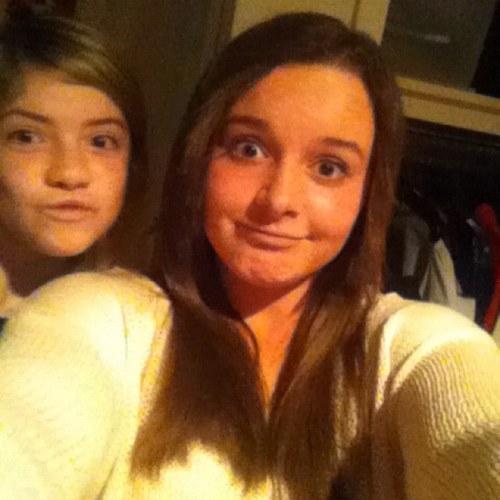 chloe_nickel_'s profile picture. 