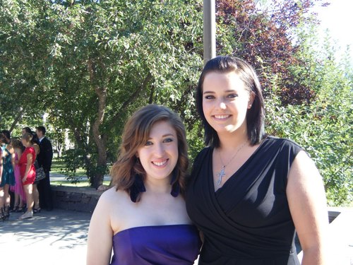Sam and Maegan here, your lovely Community Advisors of 3 Yamnuska. Here you will find updates about our floor and the U of C!