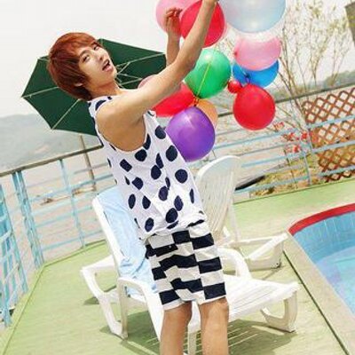 Lee Chi Hoon (@hoonroro_07) | Twitter