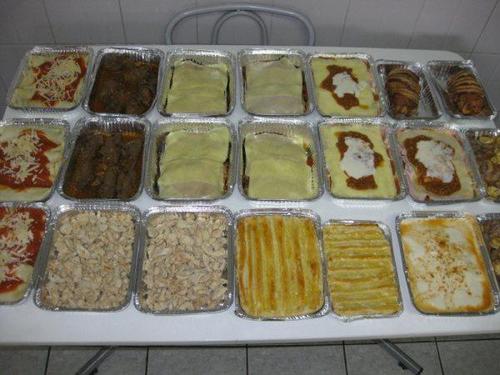 É só descongelar, aquecer e pronto!! Você estará adquirindo uma comida totalmente caseira.