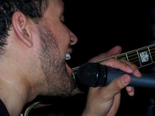 Ivory ticklin’ , chord strummin’ , 4 string slappin’ , snare bangin’ , song singin’ entertainer with the soul of a comedian.