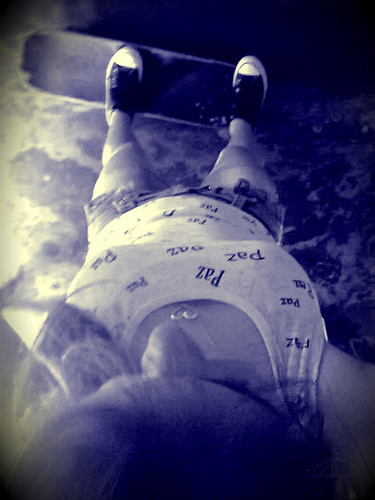Quantas vezes você parou e pensou: E agora, o que eu faço ?. A pequena da @CarolinaAnnna; a flor do @pablopenajo_ s2s2