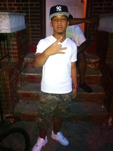 Bergie Berg / Lightskin / Virgo / Panamanian / Most hated / Hoes favorite / A real SPIFFY ass nicca  / MONEY POWER & RESPECT is the key to life!