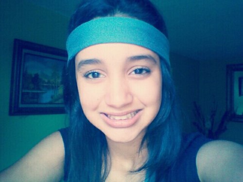 I am Princess Swag 1/2 of the upcoming group @SmileGirlsMusic . 

SHOUT OUT TO @iNena_SG